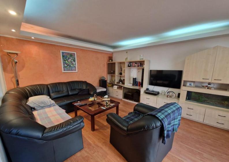 Apartament 3 camere, 84 mp, zona Ultracentrala - 1