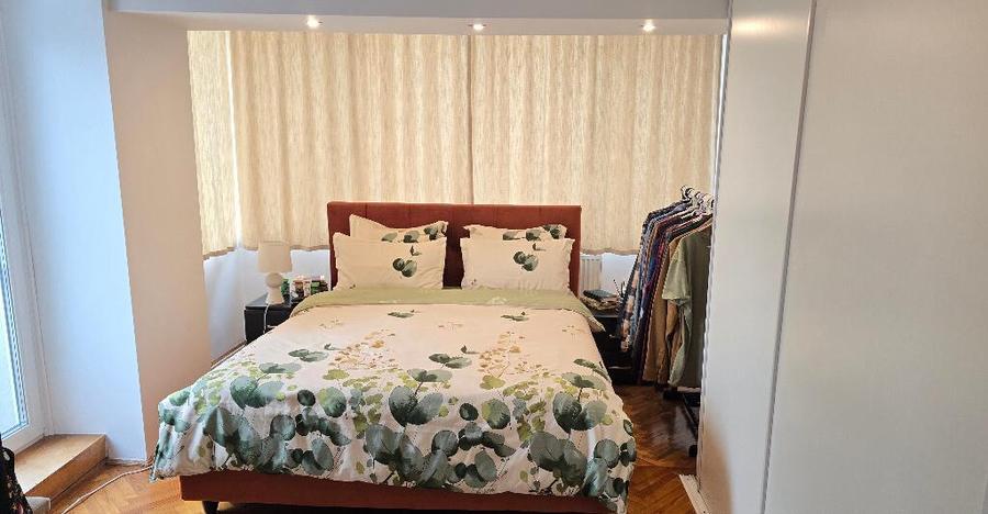 Vand apartament 3 cam. Deva, etaj 1, bloc din anul 2000, 157 mp, BOXA - 5