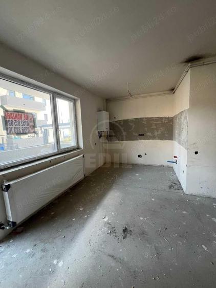 Apartament cu 3 camere, semifinisat, zona Terra, COMISION 0 - 4