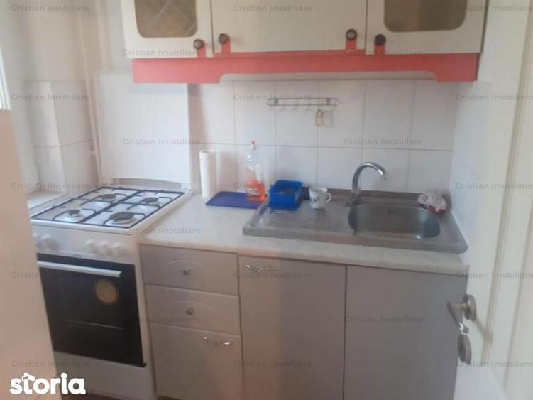 Inchiriez garsoniera, zona Calarasilor, etaj 2, Mobilata si Utilata - 4