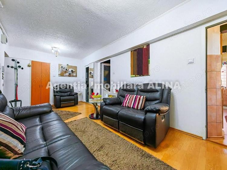 Apartament 2 camere (Transformat in prezent, intr-un Apartament cu 3 camere) in Deva, Bld. Decebal. - 1