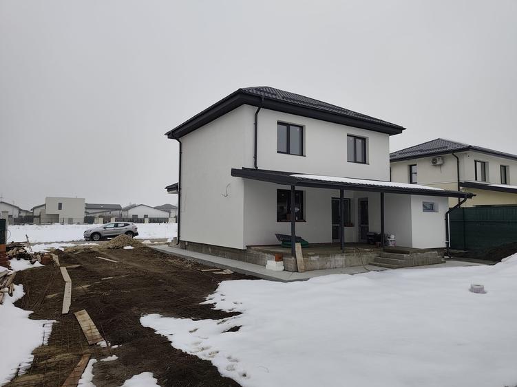 FARA COMISIOANE casa cu 4 camere 3 bai P+1+pod terasa cam tehnica beci pe 560mp - 5