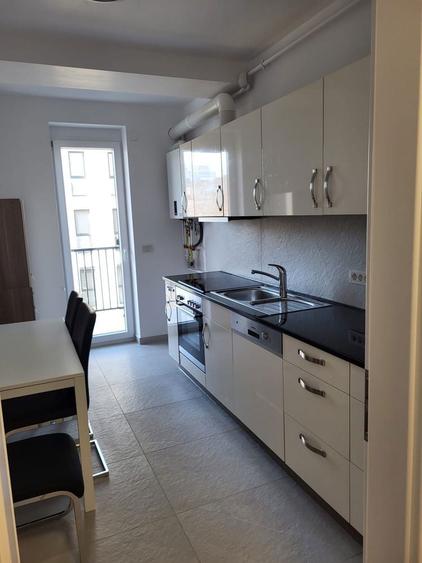 Inchiriez apartament 2 camere. - 4