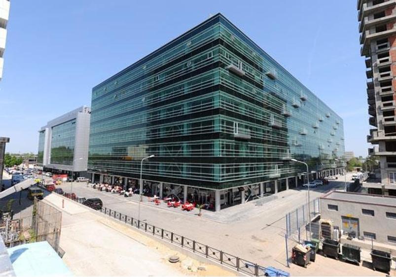 BOC Tower - birou mobilat langa metrou Pipera - 400 mp - 1