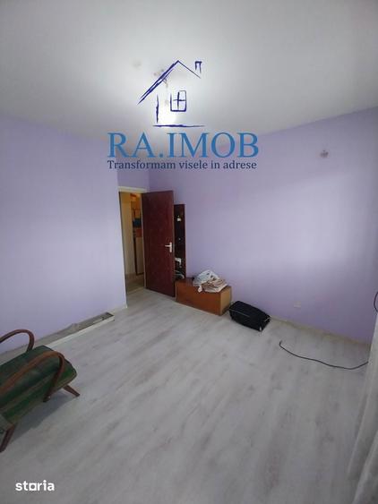 Apartament 3 camere, Blvd Republicii, et 8/10 - 88900 euro negociabil - 9
