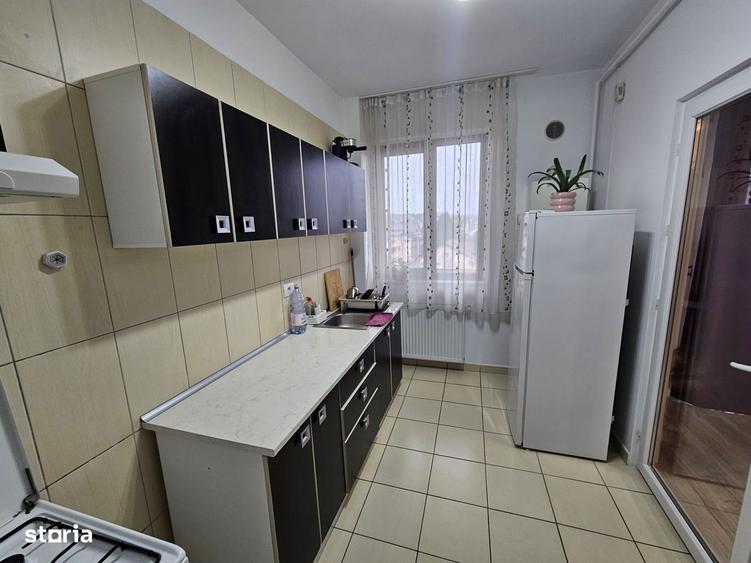 Apartament 2 camere, cf.1 dec ,et.3/4,Bloc nou Gavana, langa scoala - 2
