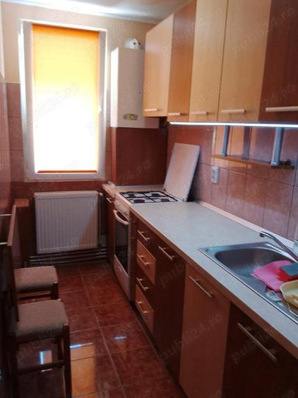 Apartament 2 camere de vanzare , Aleea Clabucet , Carpati 1 , et. 4 , 47.500 euro neg. - 7