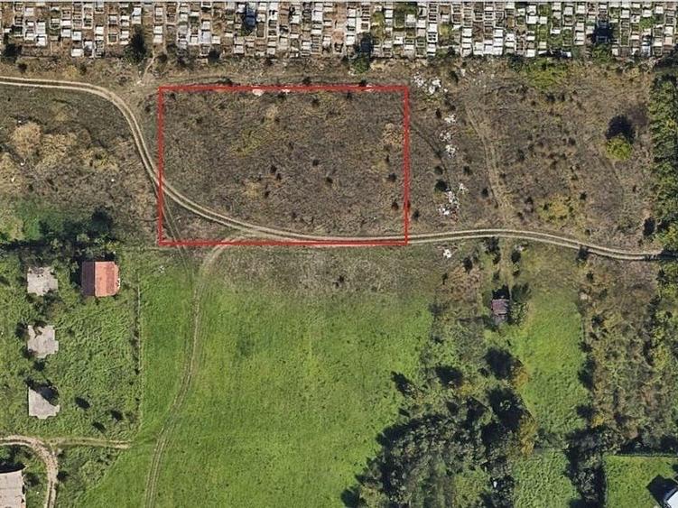 Teren intravilan situat în cartierul Gradiște Arad, usor accesibil - 1