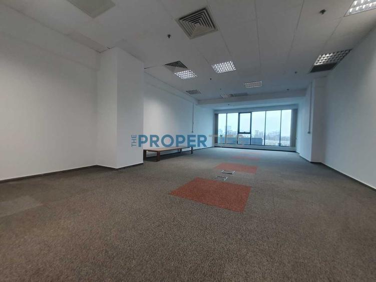 Comision 0! Spatiu de birouri in Nord City Tower - 8