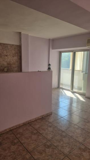 Apartament 2 camere, decomandat, etaj 2, centru,parc - 6