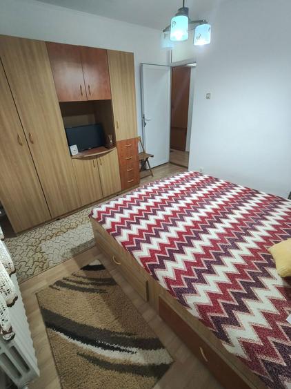 Inchiriez apartament 2 camere in cartier CFR - 5