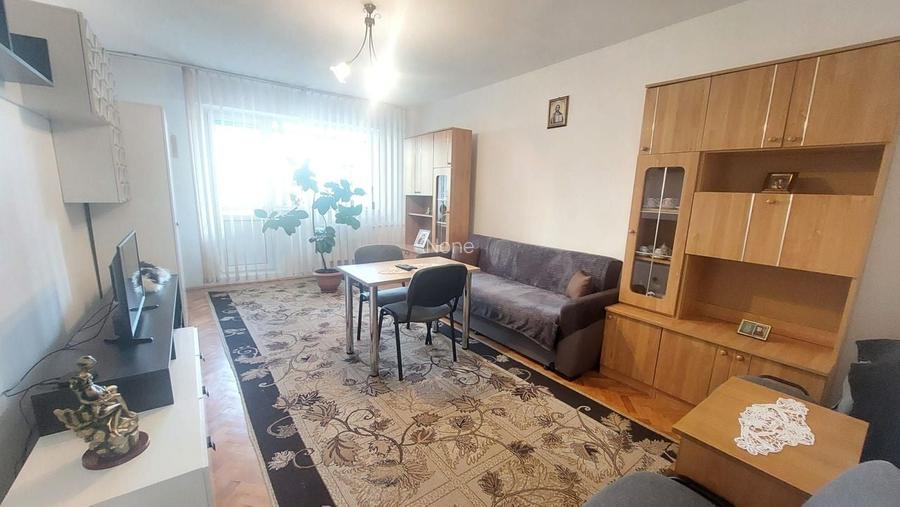 2 camere, zona Hotel Golden Tulip