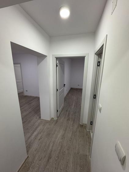 Apartament 3 camere + garaj si beci - 2