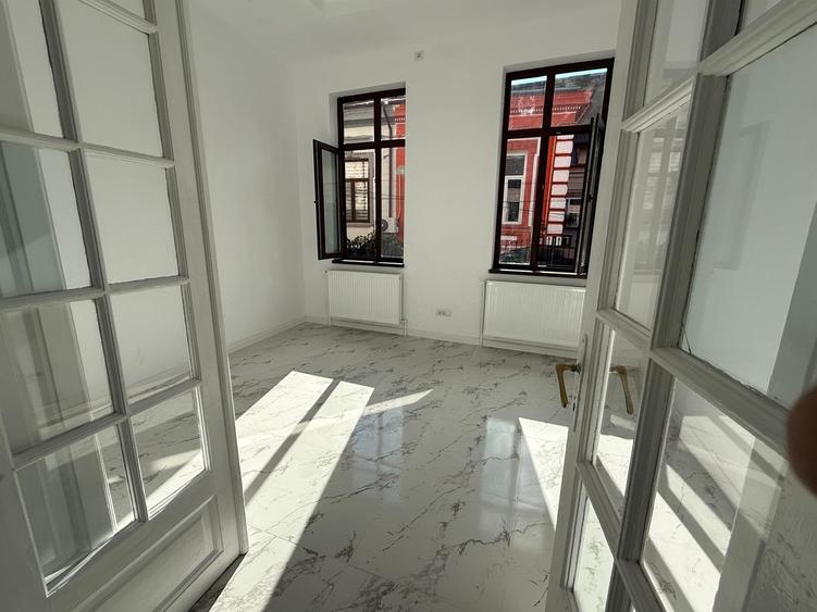 Unirii - Palatul Parlamentului - Manastirea Antim- - 5