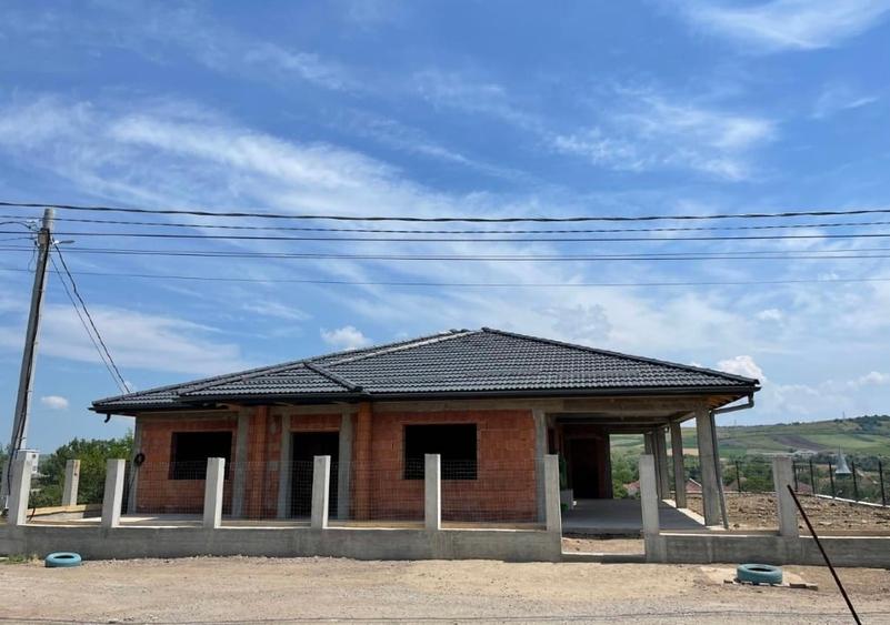 Casa la rosu+teren ST:1800 mp*Pestisu Mare-Deva-Hunedoara+casa veche ! - 1