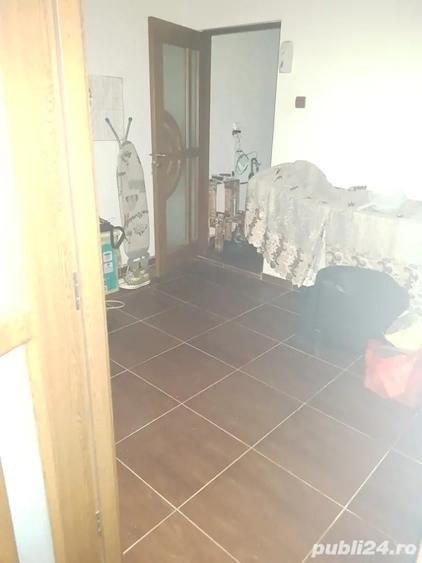 Vand apartament 2 camere, partier - 2
