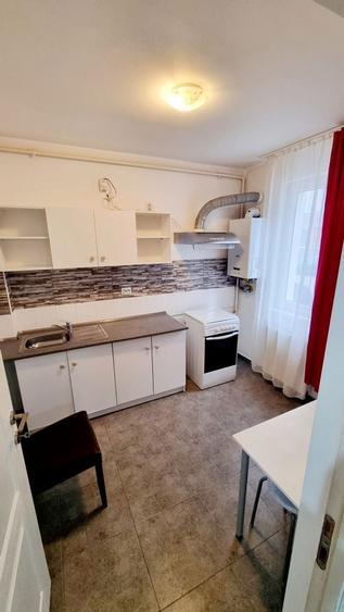 Inchiriez garsoniera in Floresti - 5