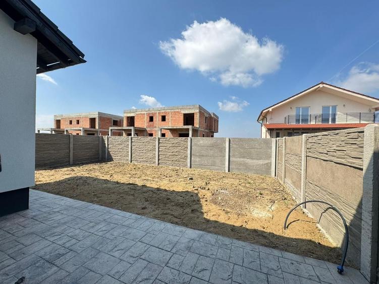 Duplex pe parter cu 3 camere 112.000 - 11