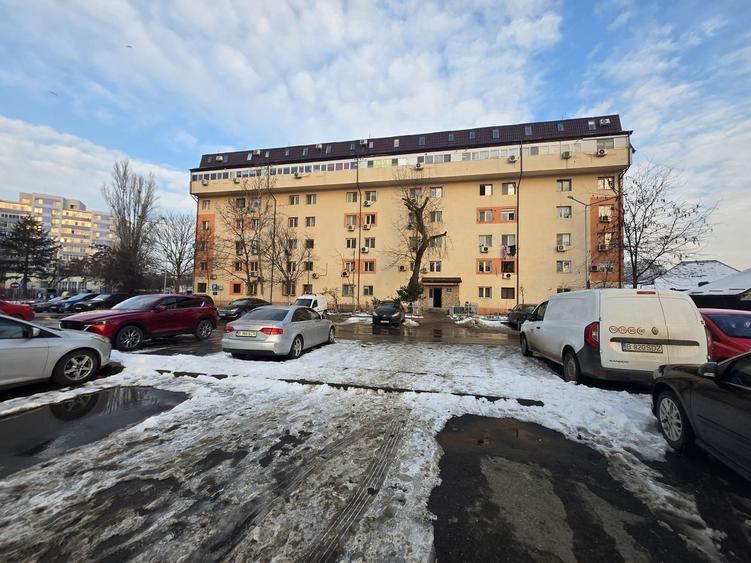 Garsoniera dubla 30mp centrala -Auchan Titan, Bd. 1 Decembrie - 1