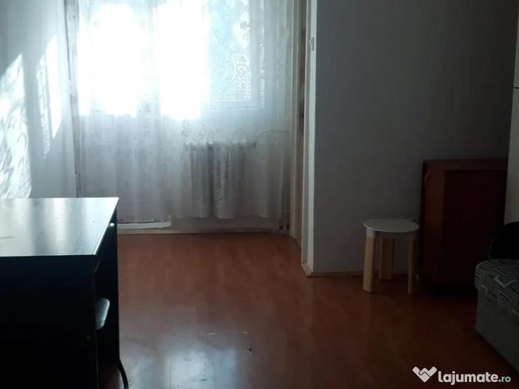 Proprietar inchiriez garsoniera galata - 9