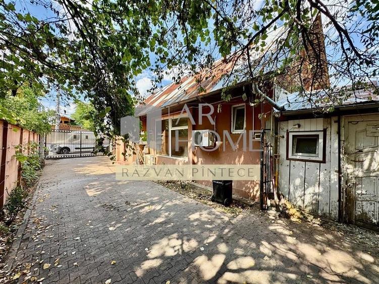 Vanzare casa 2 camere, teren 392 mp, zona Malu Rosu, Ploiesti - 1