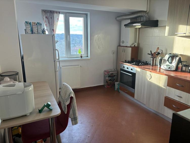 Apartament 4 camere in zona Centru - Pod de Fier - 3