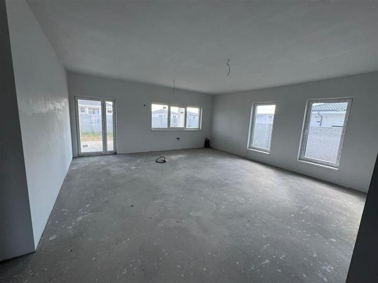 RECO casa vanzare Santandrei - 14