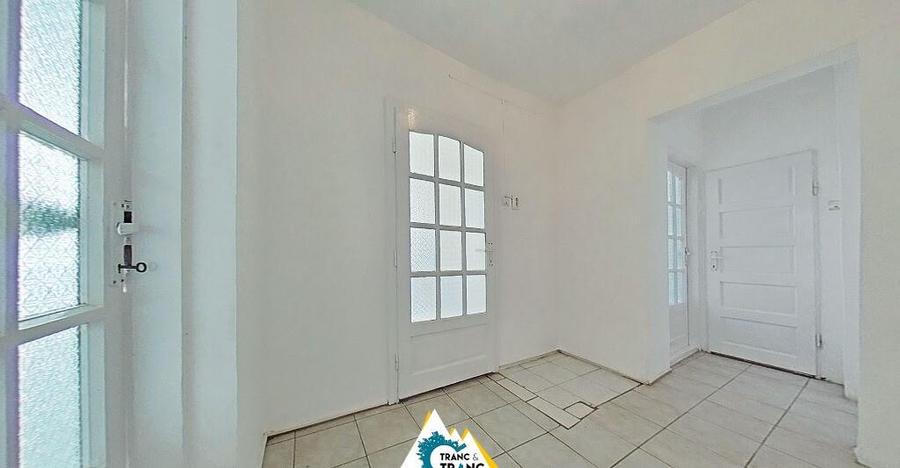 Oportunitate unica apartament cu 3 camere in Lipova - 3