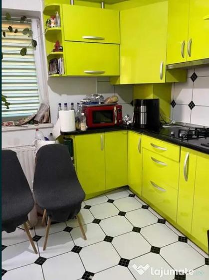 Apartament 4 camere, decomandat - zona Sanpetru - 2