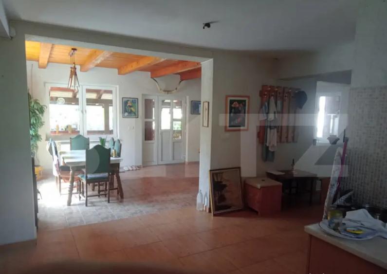 Casa ideala pentru locuit, relaxare sau investi?ie turist - 9