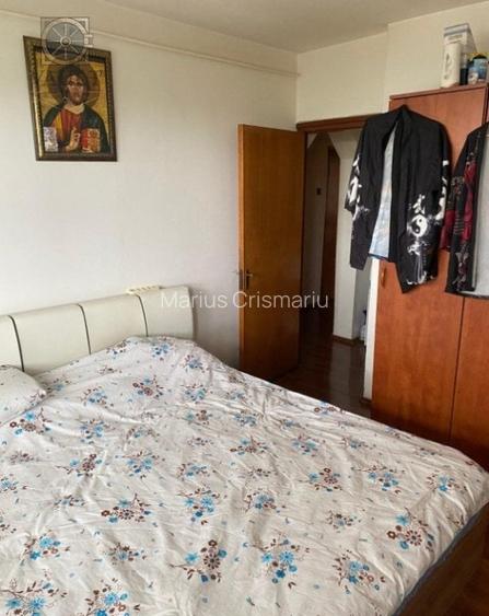 Apartament cu 3 camere decomandat, mobilat în Doamna Ghica