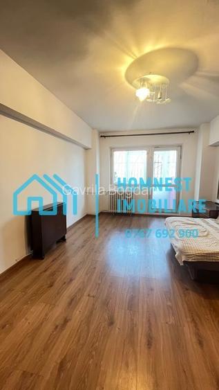 Apartament cu 2 camere semidecomandat, mobilat în Titulescu