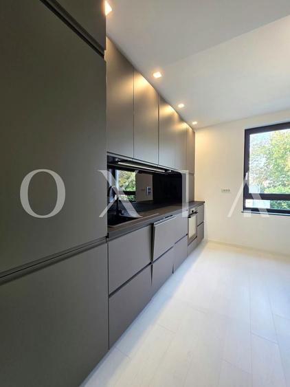Apartament cu 2 camere semidecomandat, mobilat în Dumbrăvița
