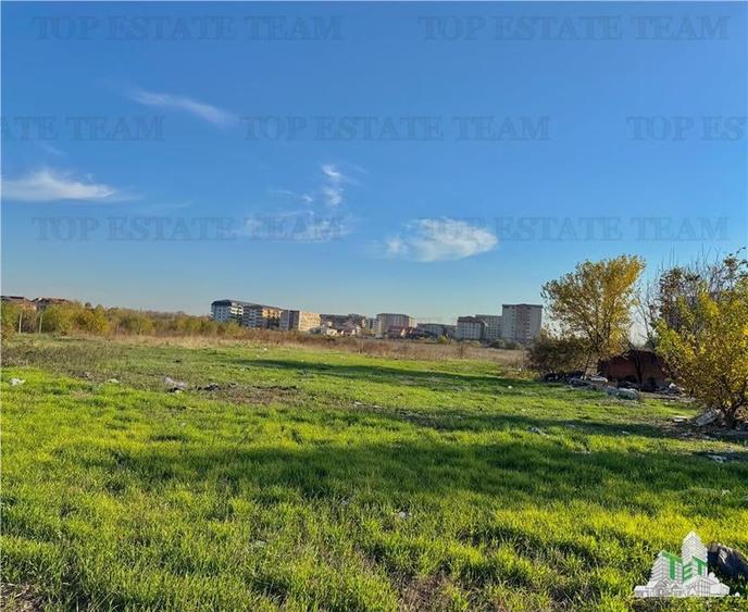 Teren de vanzare pentru bloc P + 7 sau case P + 2 / Comercial   in Drumul Tabere - 3