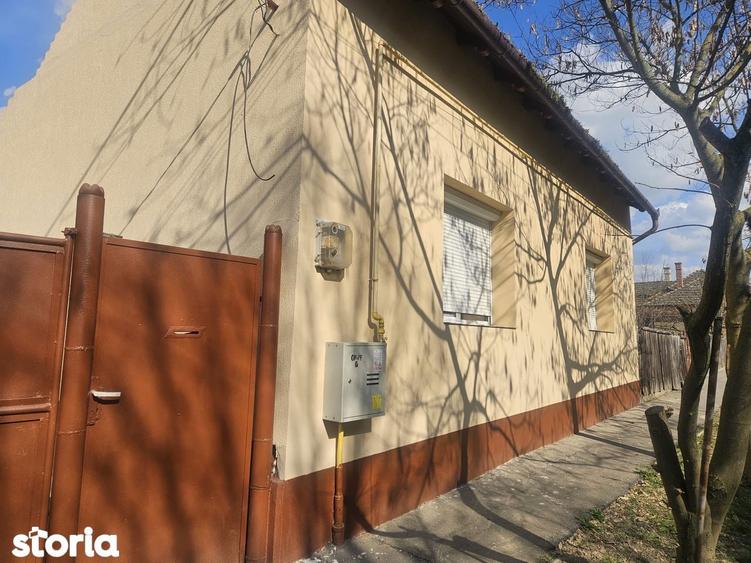 Casa renovata 3 camere, curte mare de 916 mp ] Salard - 20