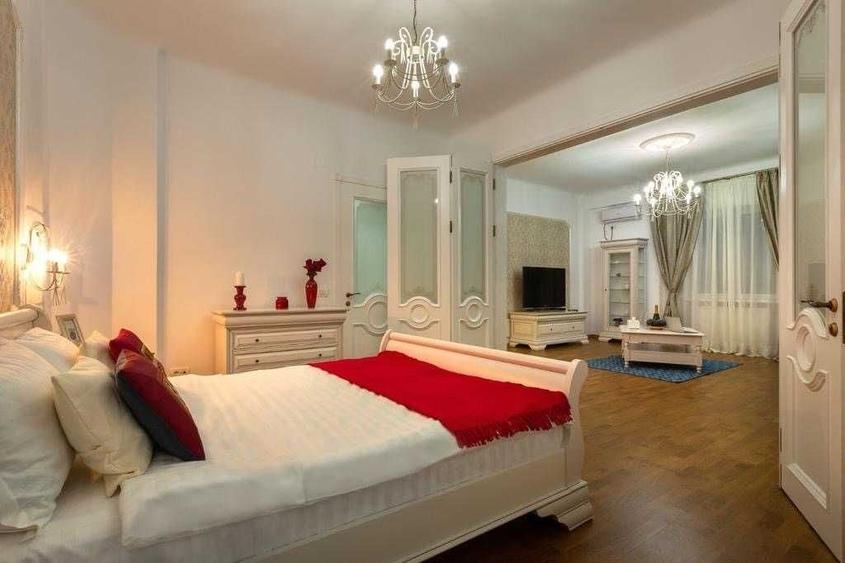 Apartament 3 camere Lux la 2 minute de metrou Universitate - 2