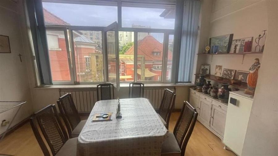 Calea Calarasilor, apartament burghez in vila - 2