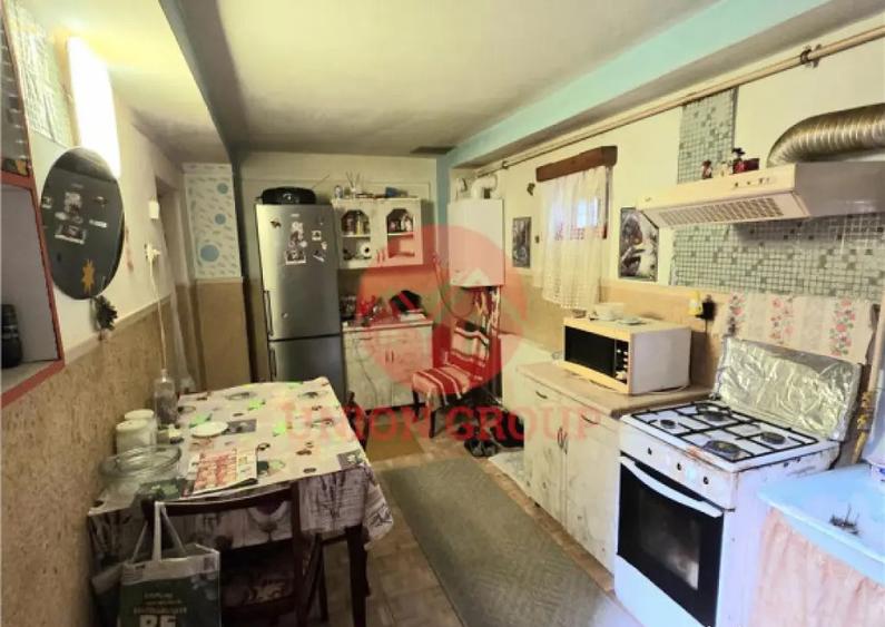 Casa 3 Camere Si Garsoniera in Vila, Zona Centrala - 9