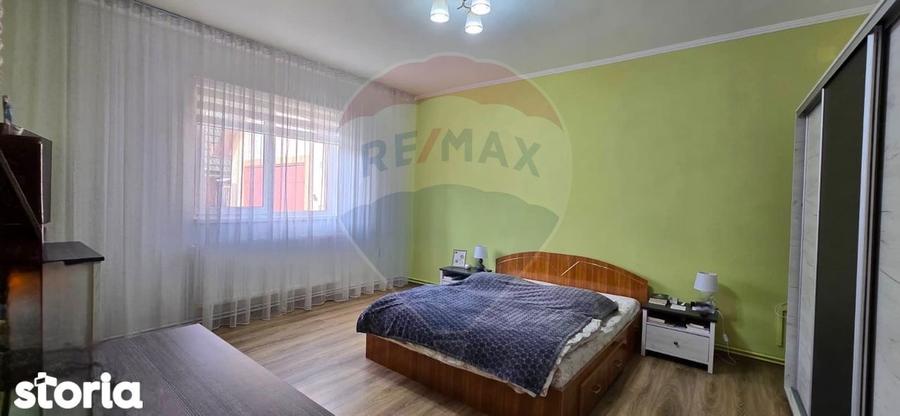 Casa de vanzare cu mansarda spa?ioasa in Chi?ineu-Cri? - 10