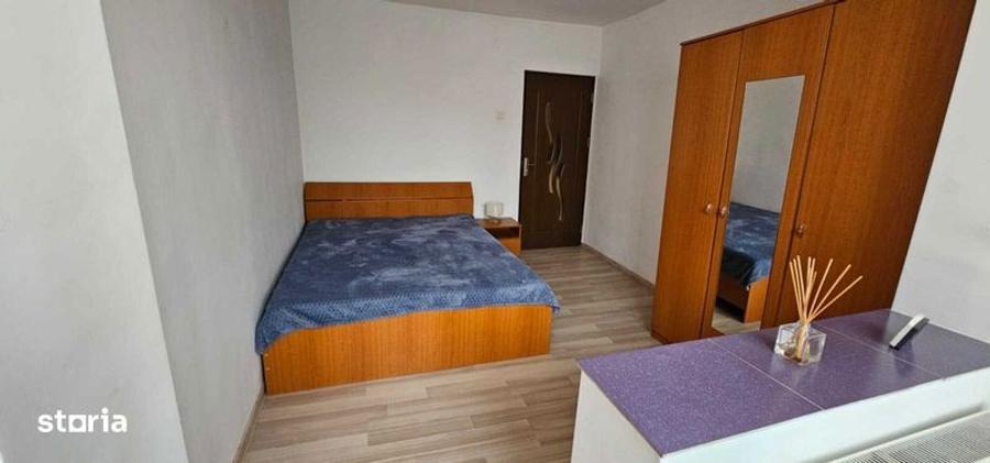 Proprietar, vand apartament 2 camere decomandat conf 1 - 6