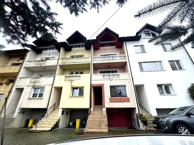 Vanzare triplex cu garaj si curte Zamca Suceava - 240mp- Oferta rara! - 24