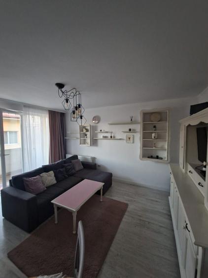 Apartament 3 camere de inchiriat 68 mp Parcare inclusa Strada Ur - 6