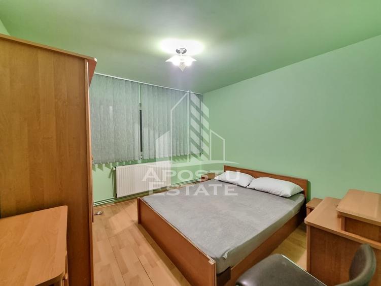 Apartament cu 3 camere, decomandat, centrala proprie, AC, zona Lunei - 9