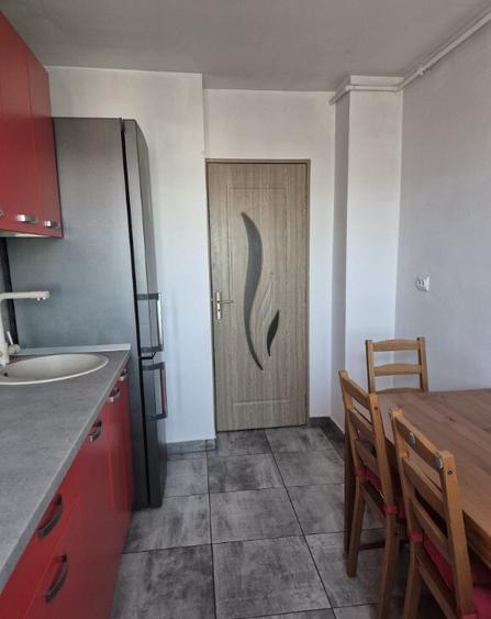 Apartament 3 CAMERE, zona linistita, PARTICULAR, Basarabia - 2