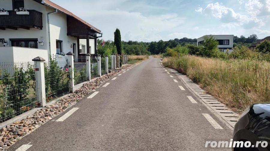 De Vanzare Parcele Teren Pentru Cabana Lacul Surduc - 5