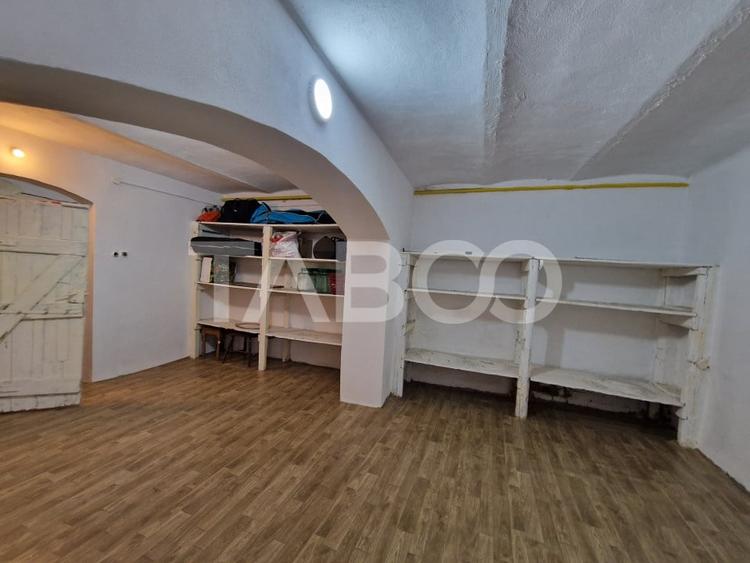 Apartament central 4 camere spatiu comercial garaj si pivnita Sibiu - 12