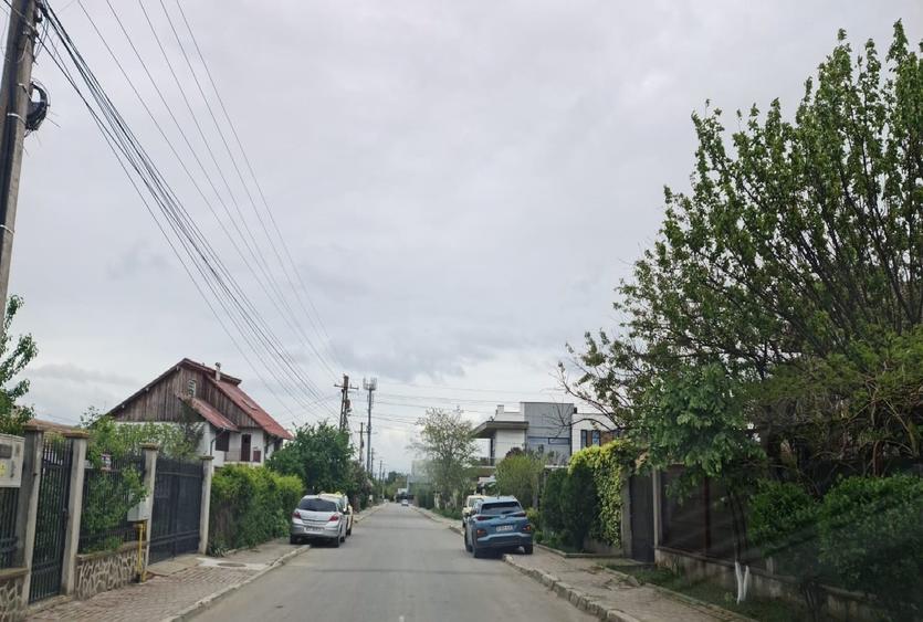 Vanzari terenuri in Lazu lot de casa - 2