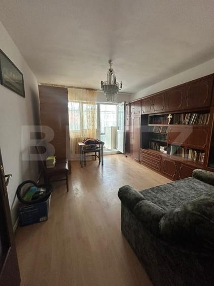 Apartament 2 camere decomandate, 2 balcoane, etaj 1, zona Vlahuta - 1