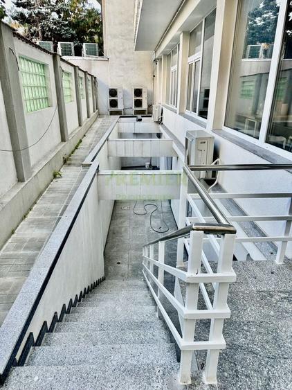 Spațiu comercial – demisol luminos, open space – Sector 1, zona Banu Manta - 9