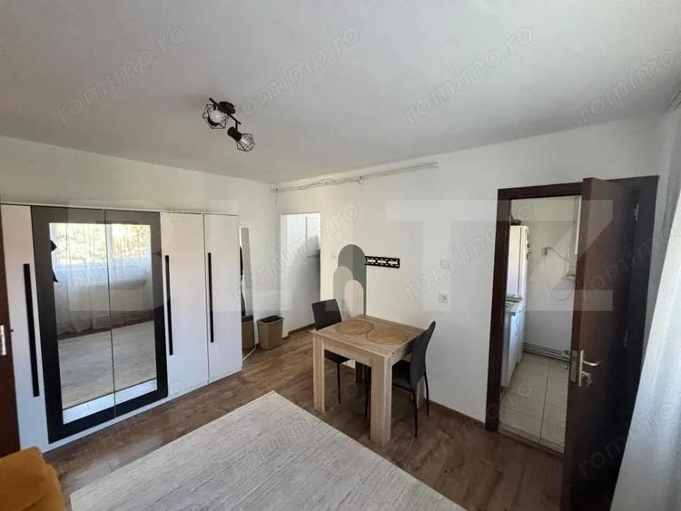 Apartament de vanzare, cu 2 camere, 35 mp, etaj 4/4, zona Decebal - 6